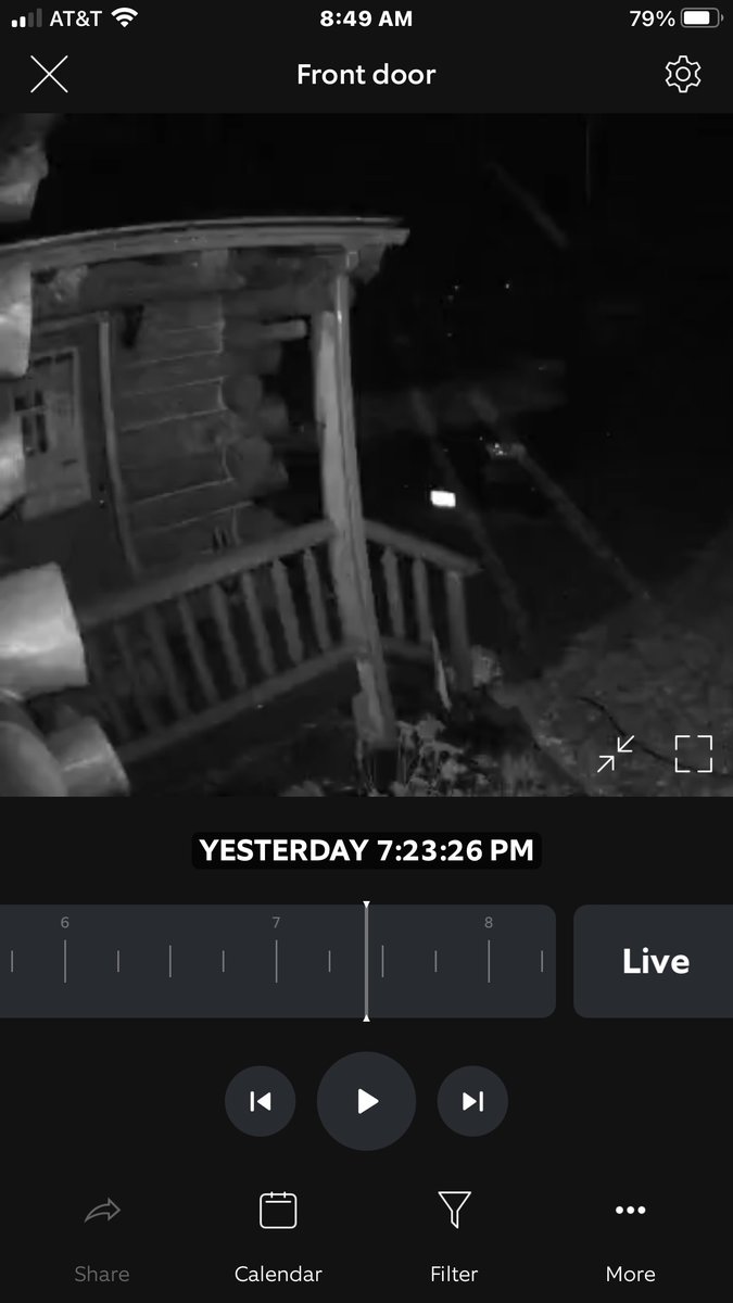 nuforcbot's tweet photo. Summary: Caught on Ring camera. Beam of light at 7:23 and 9:23 and stange figure seen at 10:23.

Location: Milton, NH, USA

Date of Event: 11/11/22 19:23

#ufotwitter #uaptwitter #Milton https://t.co/6PssltF35j