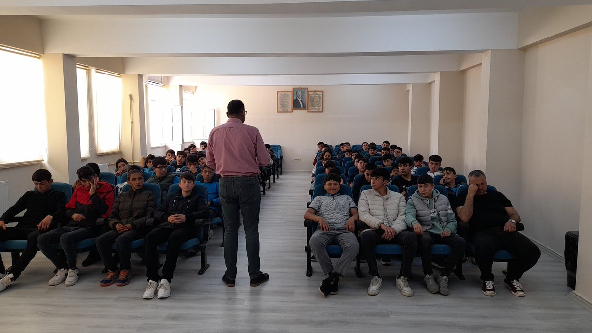 SGTMTAL's tweet photo. 4-10 Mayıs iş sağlığı ve güvenliği haftası münasebetiyle okulumuzda Amasya Üniversitesi İş Sağlığı ve Güvenliği Ana Bilim Dalı öğretim üyesi Dr. Ahmet Yurtçu tarafından personel ve öğrencilerimize iş sağlığı ve güvenliği konularında seminer verilmiştir.
#mesleğimhayatım https://t.co/kMjCy3cru9