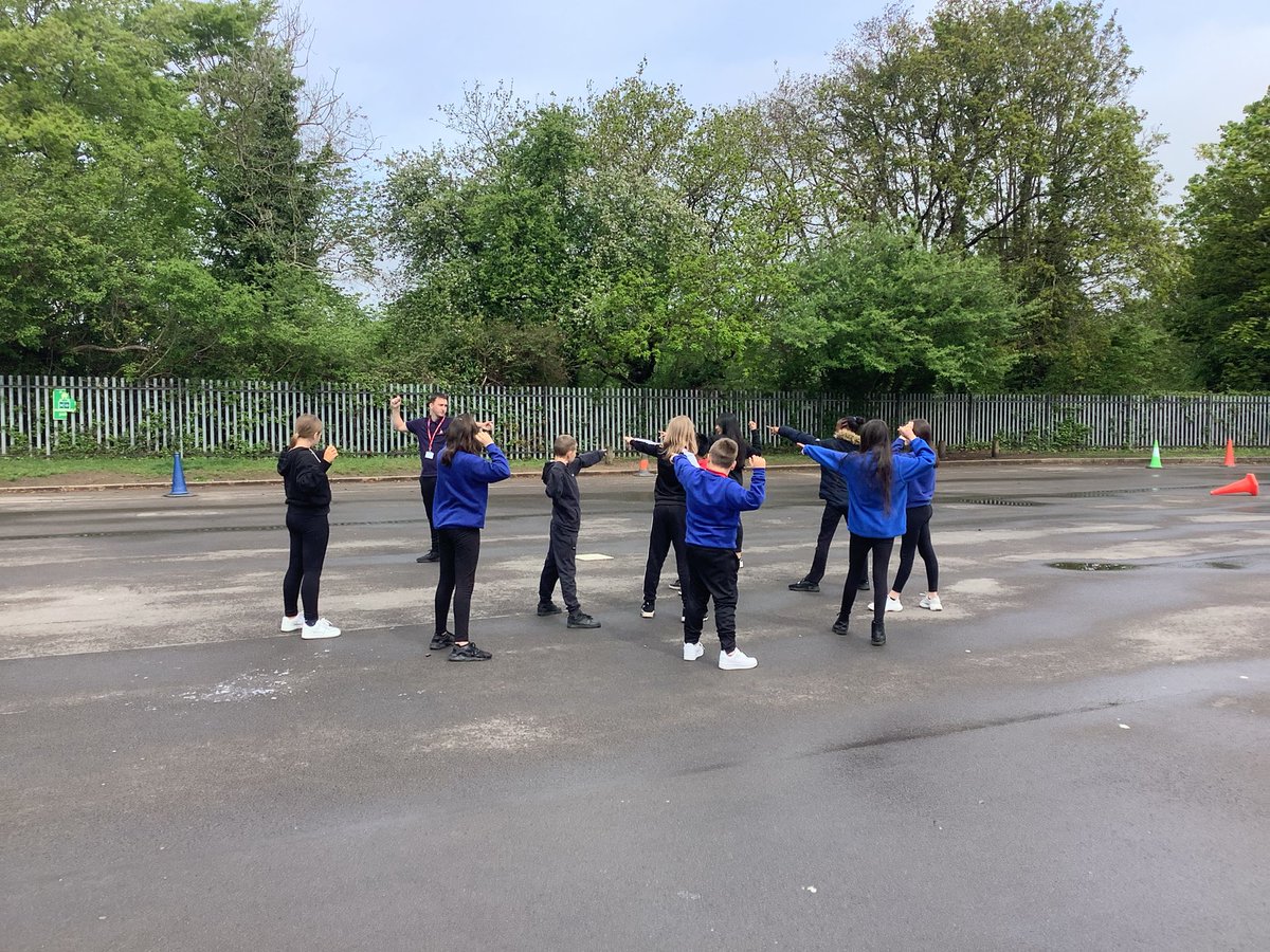 Miss Guy tweet media