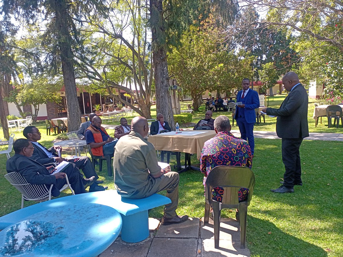 ChronicleZim's tweet photo. @MoPSEZim is running a TOT workshop for District Schools Inspectors (DSIs) on Disaster Risk Management and Resilience in schools at Fairmile in Gweru. 
@taundoro @UNICEFZIMBABWE @WorldVisionZim @InfoMinZW https://t.co/WQ9jEF27uO