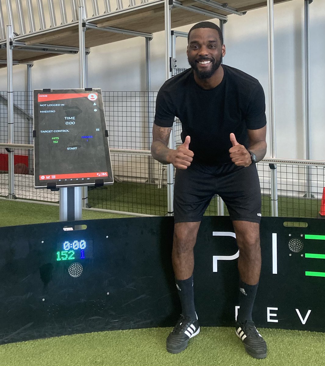 _PatrickGWilson's tweet photo. Whether theyβre big or small, always celebrate your achievements. New PB on the 6m maestro β€οΈβ½οΈ #PWTraining #TechniqueOverEverything https://t.co/ld6h3ZqOS7
