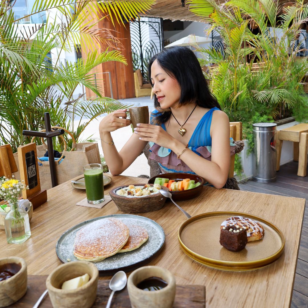 MEbyMelia's tweet photo. San Francisco to @MECabo_Hotel in 0.2 seconds, by Livia.
Cabanas, cocktails, and that unique Cabo flavour. What more could you want?
We are individuals, we are together, #WeAreME.
#MEbyMelia #MECabo