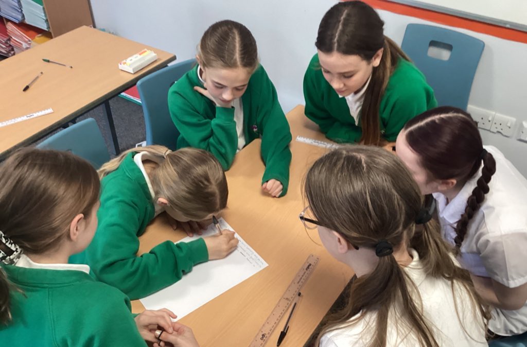 CloverfieldsSch's tweet photo. Lions class worked collaboratively to complete a running dictation activity.  We had to recall the entire passage of text, retrieve key words and ensure our spelling was correct, especially the year 5/6 statutory spelling words! 📖📖#CloverfieldsEnglish #CloverfieldsReading https://t.co/DyTbxOIHqy