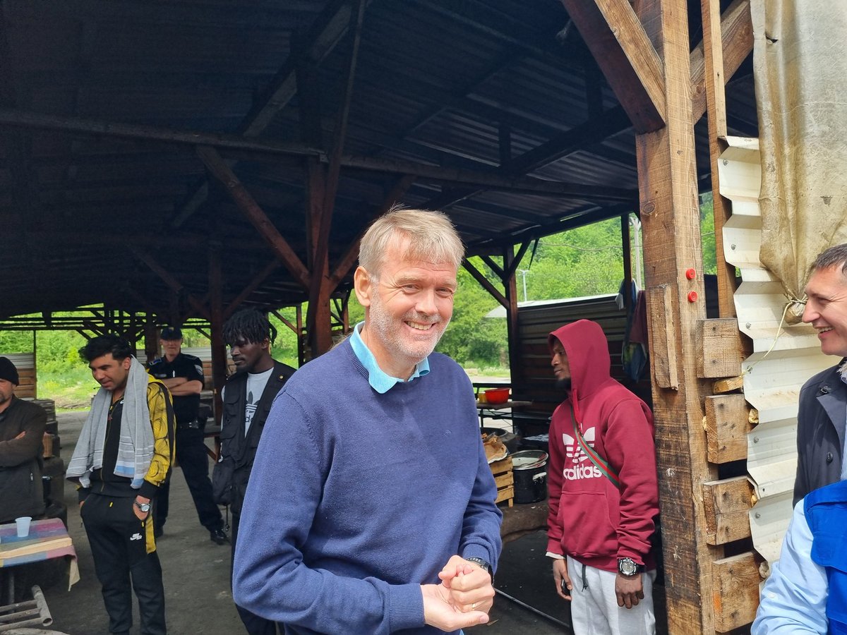 llungarotti's tweet photo. In #blazuj today with @NorwayAmbBiH who is supporting us in assisting migrants hosted in #BiH. Connecting with their dear ones is one of the most wanted commodity by #migrants, as per Ahmed who sells phone cards in the center! https://t.co/uRkkVOgEJs