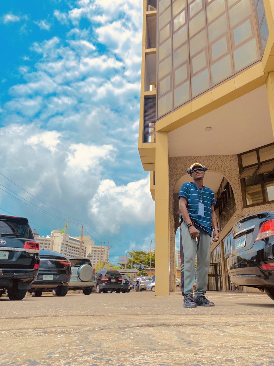 adethecreative's tweet image. One Of The Greatest Beauties Of Architecture Is How Artistically Pleasant To Sight It Is Each Time You Behold It.
It’s safe to say the aesthetics of architecture is timeless.
#celebratingart #arts #structuredesign #lagosbuilding