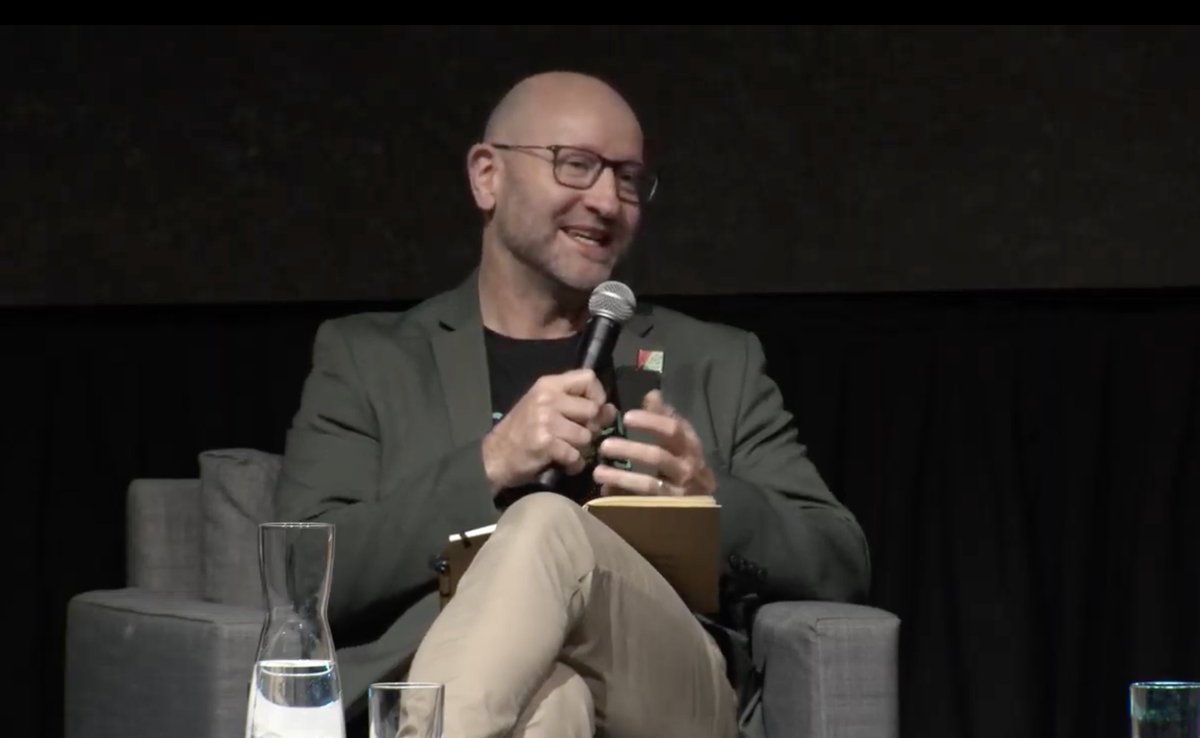 StateUp (@stateuphq) on Twitter photo Governments should not be "gardeners" of innovation ecosystems - pruning, picking the fruit 👨🌾
S. Australia focuses instead on inspiration, biz environment, demystifying entrepreneurship & ditching unhelpful stereotypes
<a href="/aron_hausler/">aron_hausler</a> @sa_chiefentrep #GovTechLeaders2023 Governments should not be "gardeners" of innovation ecosystems - pruning, picking the fruit 👨🌾
S. Australia focuses instead on inspiration, biz environment, demystifying entrepreneurship & ditching unhelpful stereotypes
<a href="/aron_hausler/">aron_hausler</a> @sa_chiefentrep #GovTechLeaders2023