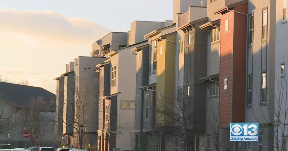 CBSSacramento's tweet image. Mass exodus? Recent data shows more people moving to California cbsnews.com/sacramento/new…