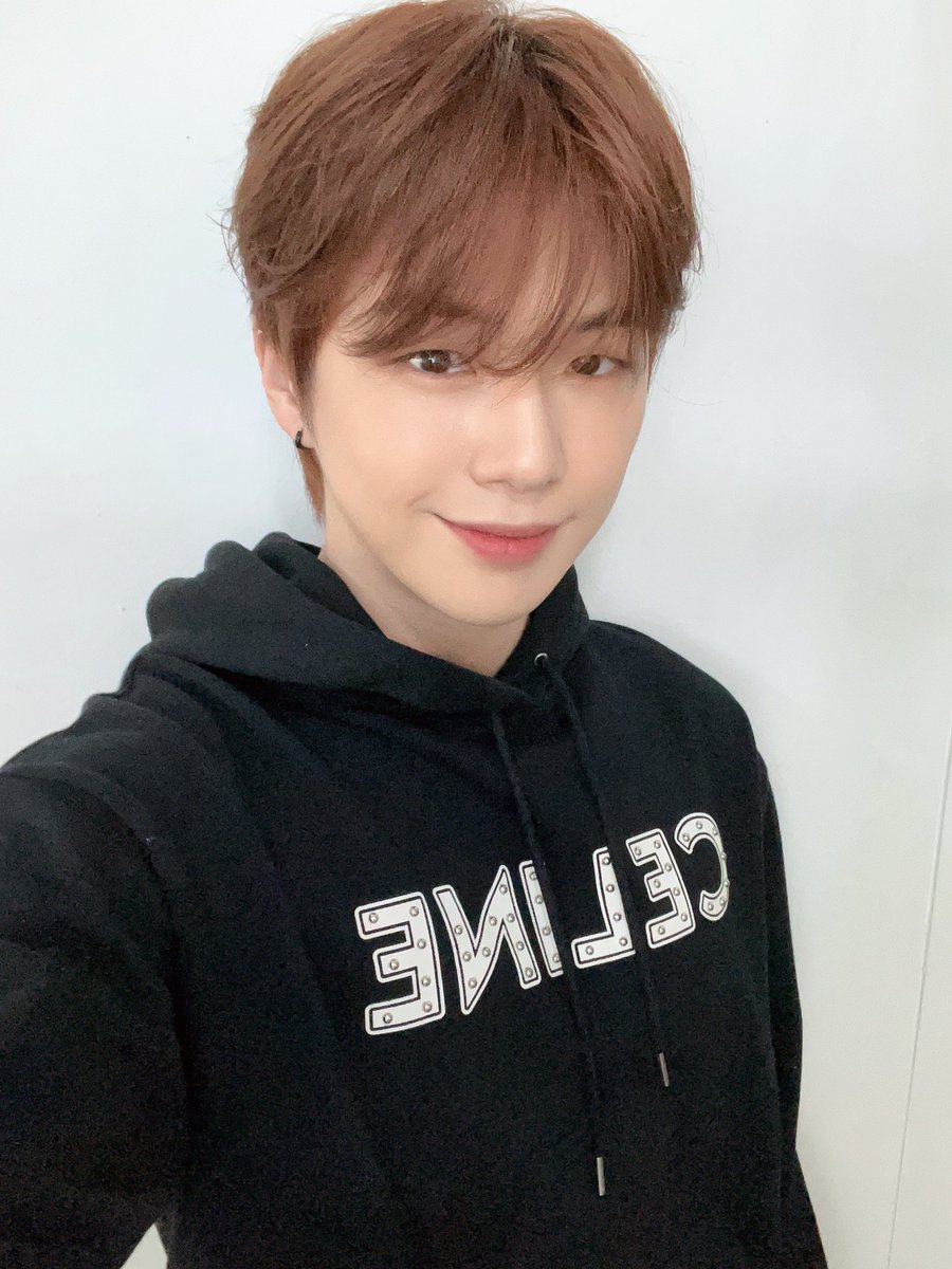 강다니엘 KANGDANIEL tweet media
