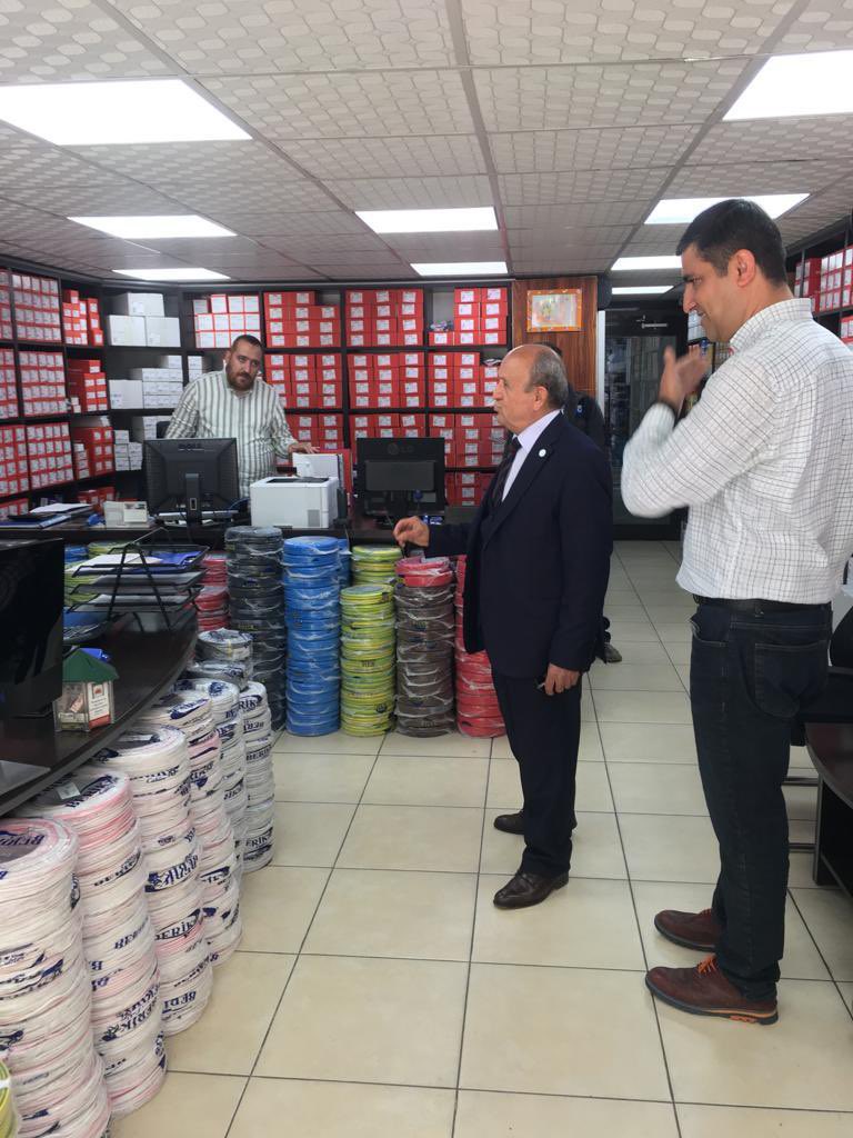 Ankara Altındağ Çerkez Sokakta, Memleket Partisi Milletvekili Adayları olarak, İlçe başkanlarımız ve örgütlerimizle  birlikte esnaf ve vatandaşlarımızı ziyaret ederek, talep ve isteklerini dinledik. Çözüm  önerileri hakkında istişarelerde bulunduk. 
🧿Birlikte başaracağız.