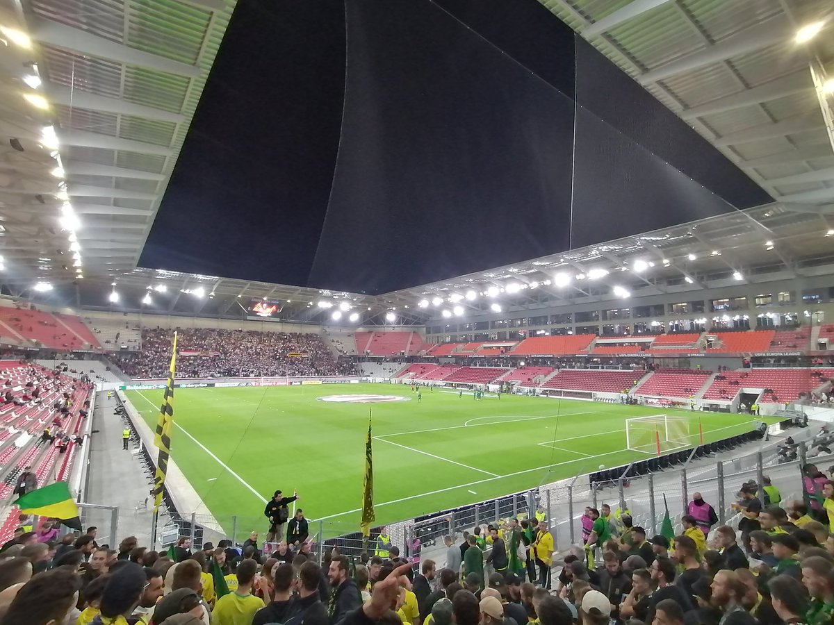 br44fcn's tweet image. Merci pour ces moments Antoine !
#FCN #OnTour #CoupeDEurope #PartoutToujours