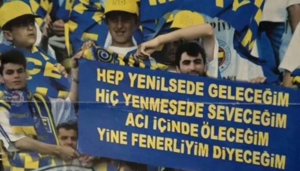 Profesör tweet media