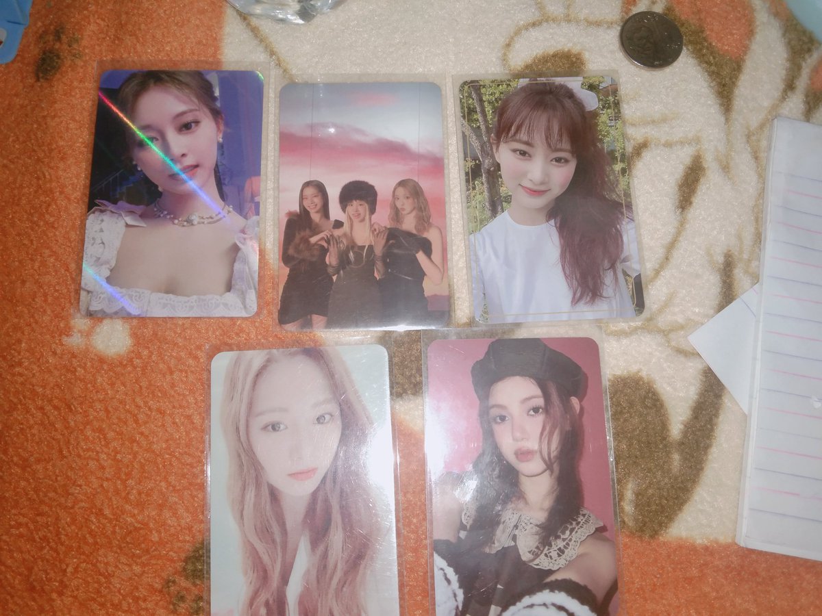 Yummyivx's tweet photo. [#yummyivx_mail]
💌from:@_jadedstill
Hi po may tzu princess and other prio came home safely tysm po for letting me adopt tzu princess and thankuuu rin po sa freebies na maknae line unit tysm po🫶

#_jadeFB https://t.co/aUBiPqJack
