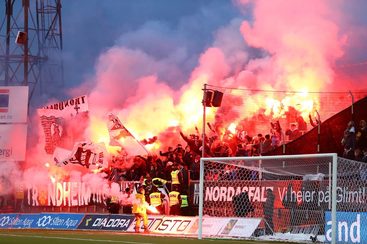 trollinord's tweet photo. Utsolgt bortefelt i Bodø! 404 av 404 billetta solgt! 🔥

Hvis nånn har billetta dem ikke får brukt, finn nånn som kan bruk dem! https://t.co/2ly8bJrnRN