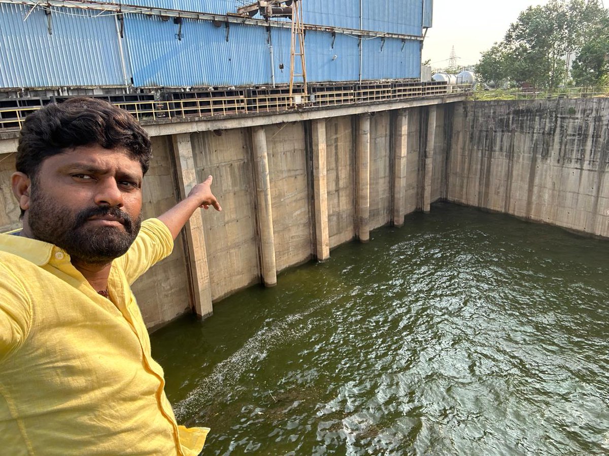 PogakuJairamTDP's tweet photo. వరంగల్ జిల్లాలోని కరువు ప్రాంతాలలో సాగునీరు అందజేసేందుకు గోదావరి నదిపై రూపొందించిన నీటి పారుదల పధకం "దేవాదుల ప్రాజెక్టు". పారుదల ప్రాజెక్టులలో భాగంగా 238 మీటర్ల ఎత్తుకు నీటిని తీసుకెళ్లడం భారత దేశంలో ఇదే మొదటిసారి. https://t.co/a1a4rAWGMn