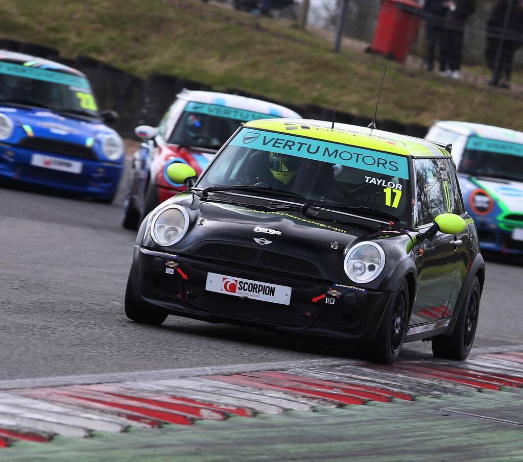 Let’s go racing. This week we are at my home circuit of @snettertonofficial with the <a href="/minichallengeuk/">The Vertu MINI CHALLENGE</a> for rounds 4, 5 and 6. Although I am in Florida at the moment 🤣. Hope to catch up with you all there. Links to the live steaming will be in my bio a… instagr.am/p/CsBVXYPgeQ_/