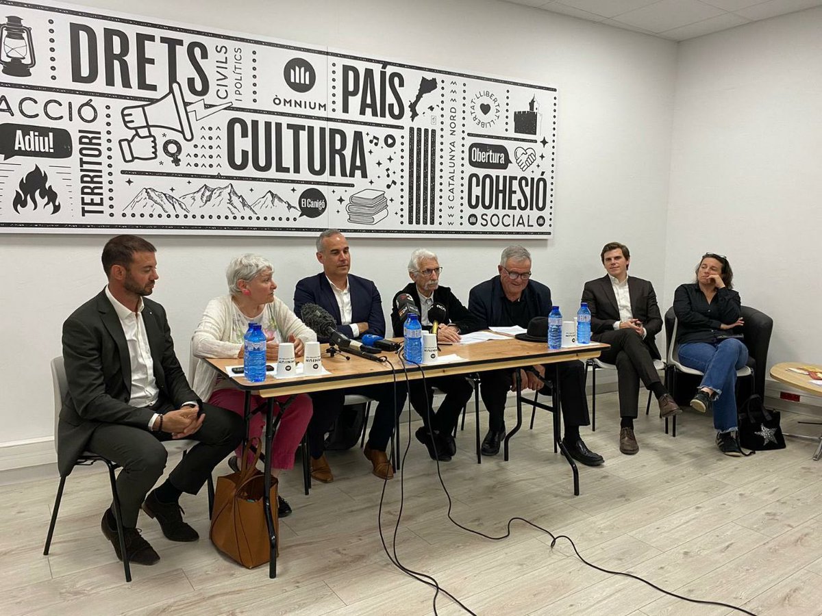La sentència del Tribunal de Montpellier és una bofetada de l'Estat francès a totes les llengües minoritàries. 

Anunciem que recorrem la decisió perquè s’està vulnerant la Carta Europea de les Llengües Regionals. No ens aturaran!
