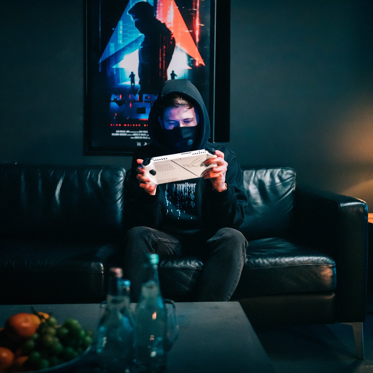 ASUS_ROG_FR's tweet photo. Prêt pour la #ROGALLY ? @IAmAlanWalker est déjà dans les starting-blocks !
Plus que 48h à patienter (11 mai à 16h) 👉 https://t.co/5zAhtAM7t9
#ROGALANWALKER #playALLYourgames https://t.co/OjZIt4aXuc