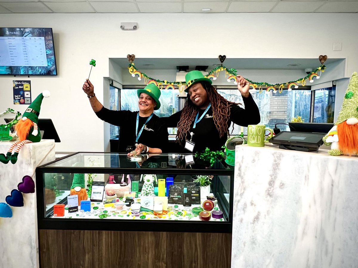 MJBusiness Week (@marijuanab2b) on Twitter photo New Jersey’s First Black Woman-Owned Medical Dispensary Obtains License to Serve Adult Use Customers mjnewsnetwork.com/blogs/bipoc-in… via <a href="/MJHeadlineNews/">MJ Headline News</a> New Jersey’s First Black Woman-Owned Medical Dispensary Obtains License to Serve Adult Use Customers mjnewsnetwork.com/blogs/bipoc-in… via <a href="/MJHeadlineNews/">MJ Headline News</a>