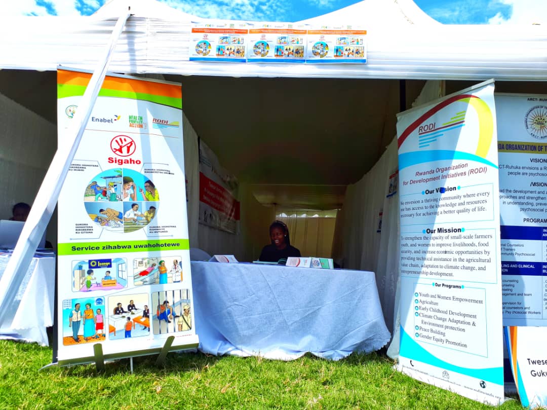 RodiRwanda's tweet image. Happening now at Mageragere sector, Mataba cell:@RodiRwanda with other CSOs are giving back to the community 
@RCSPRwanda @GovernanceRw@UNDP_Rwanda @NINGORwanda #CSO4People