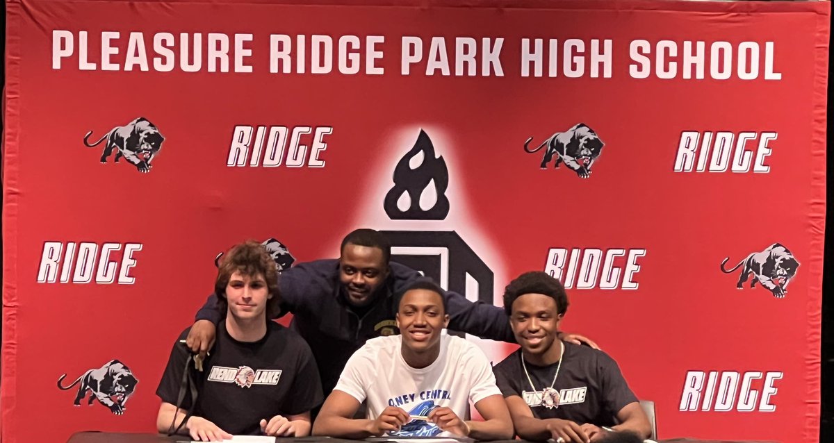 PRP_Athletics's tweet photo. Congrats to @KeithRobinson08 on signing to play 🏀 and continue his education at @RendLakeCollege 
#WeArePRP https://t.co/6c05sH9Rrw