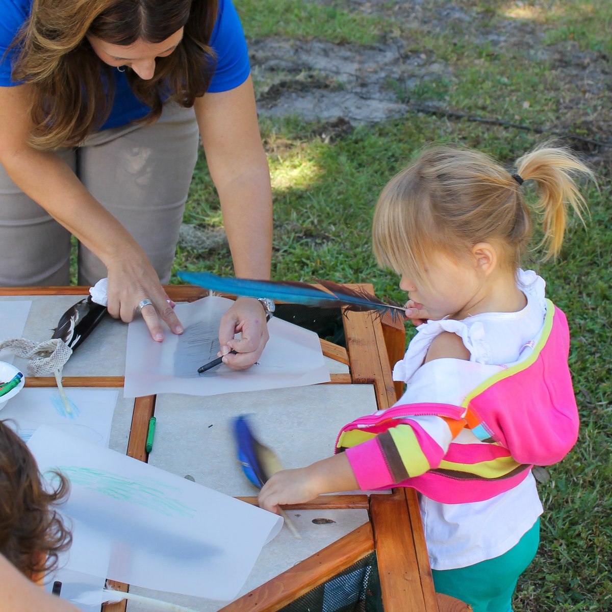 Centralflzoo's tweet photo. Cub Club returns this summer! Bring your pre-school kids ages 2-5 to the Zoo for a variety of fun programs designed to inspire learning and creativity. Learn more: https://t.co/FRVANrevws #ZooKids https://t.co/BYO0LZSPFZ