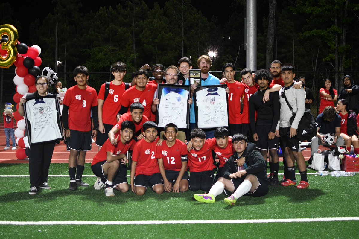 LISAAcademy's tweet photo. ⚽️Congratulations to @LISAWestHigh's boys' soccer team on making the state tournament! 

⚽️They will play on Thursday at 7:00 pm at Bauxite High School. Please come out and support the team!!

#LookintoLISA #soccer https://t.co/fH6nUtK8IV