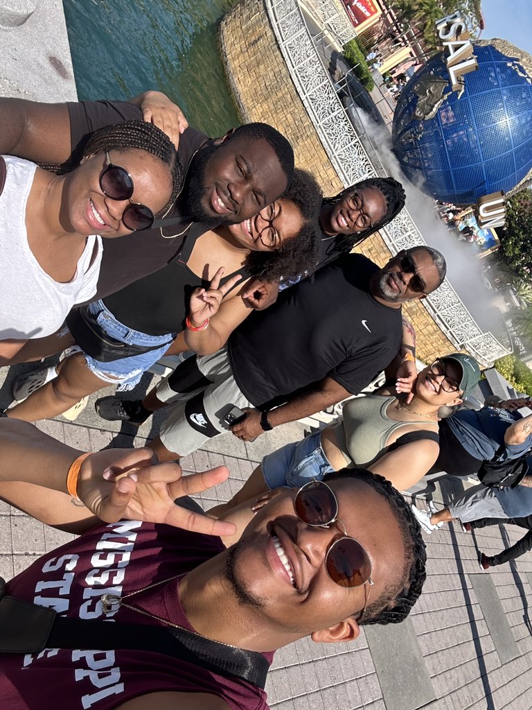 Lewis Pierce tweet media