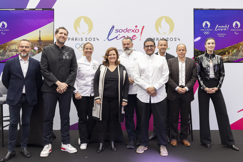 Nathalie BellonSzabo (@nbellonszabo) on Twitter photo Très fière d'avoir présenté aujourd'hui à la presse l'offre de restauration diverse et durable que <a href="/sodexo_live/">Sodexo Live!</a> ! et ses chefs partenaires proposeront aux athlètes des Jeux de #Paris2024 !
Une belle démonstration de nos savoir-faire pour nos équipes ! Très fière d'avoir présenté aujourd'hui à la presse l'offre de restauration diverse et durable que <a href="/sodexo_live/">Sodexo Live!</a> ! et ses chefs partenaires proposeront aux athlètes des Jeux de #Paris2024 !
Une belle démonstration de nos savoir-faire pour nos équipes !