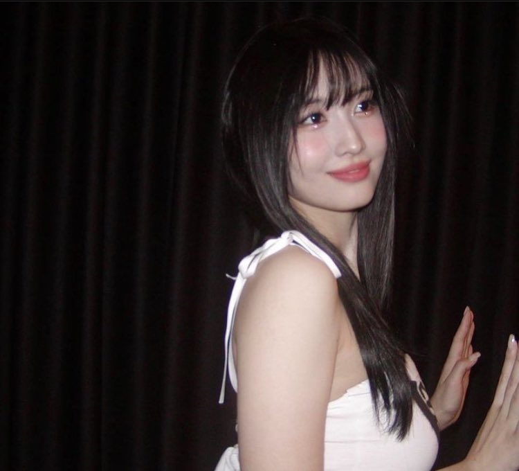 DAY 7! Looking for moots 

★ I'm Shin 06 
★ Filo 
★ Not new to #kpoptwt / #stantwt
★ Looking for bts, twice, black pink, enhypen, and txt fandoms 

♡ or ↺ to spread, I would appreciate it 
I'll follow back fast!!