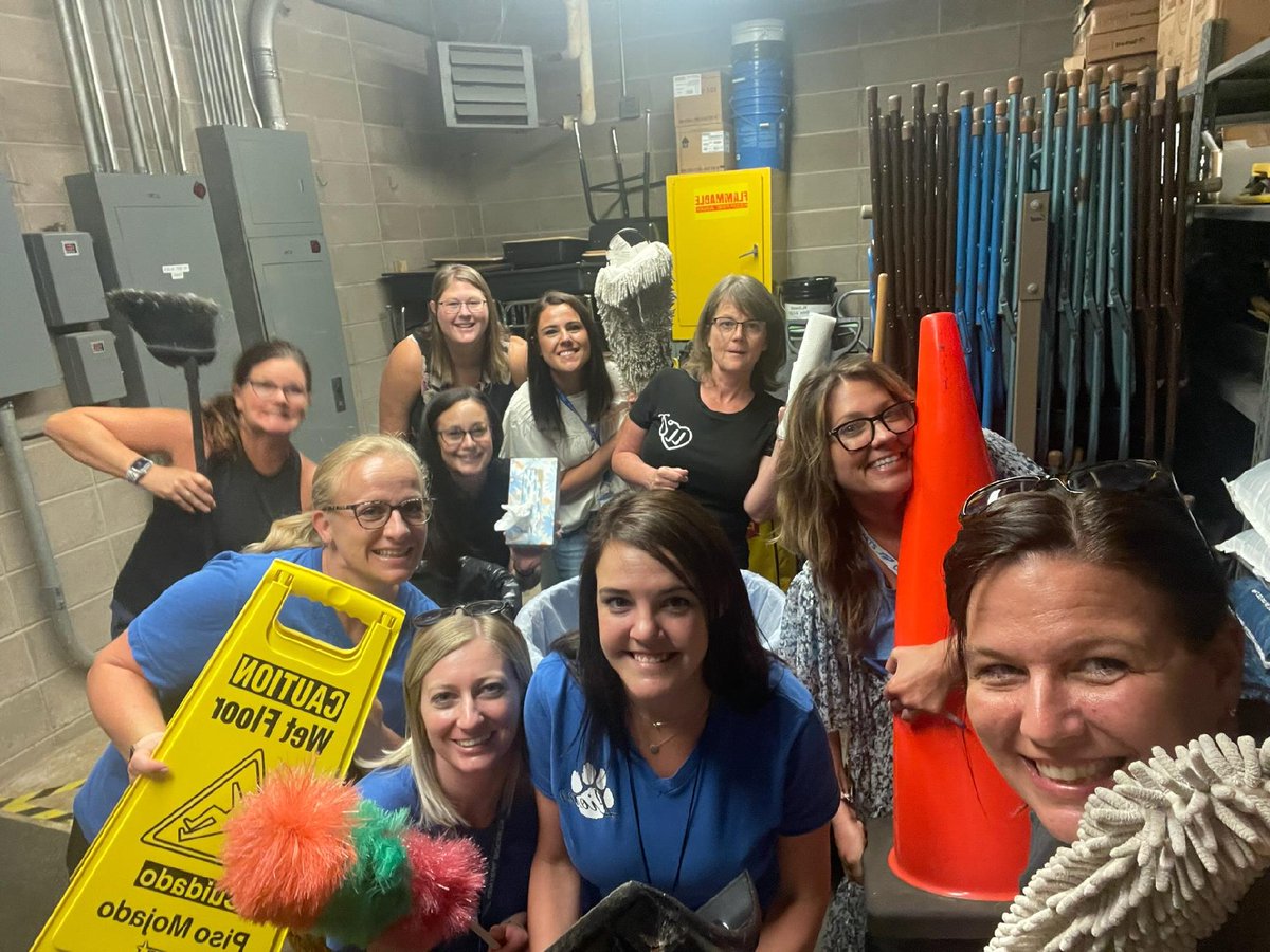 Lily Lake Lions tweet media