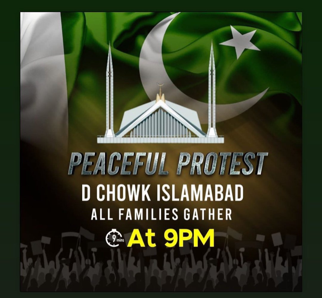 _alyshebah04's tweet photo. Niklo Pakistan ki khatir.. 
#imrankhan https://t.co/bxBULuxwIq
