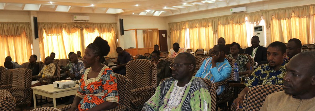 Capacity building workshop for actors of the mechanism of the National Adaptation Plan (NAP) to climate change in the central region/ Burkina Faso. <a href="/theGCF/">Green Climate Fund</a>  funding with <a href="/gggi_hq/">GGGI</a> , #SPCNDD, #FIE, Ministries, private sector, banks, insurance companies &amp; civil society participants.