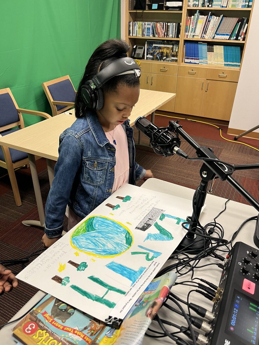 CPES4LIFE's tweet photo. Podcasting with 3rd who created Earth 🌍 Day posters to educate others in the school about reduce, reuse ♻️ recycle! Now planning and producing their own podcast 🎙️ to share their voice 🎤 on #PrideProductions at College Park 🐾 @StephLawrence12 @DrManigo @ChelyseMiller #vbits https://t.co/XyUaM9ZQAp