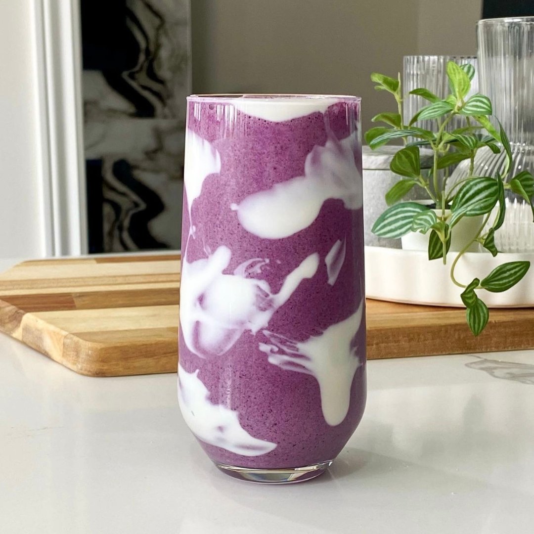 🫐 Blueberry Protein Smoothie 🫐

Ingredients: 
💙 1 cup frozen blueberries
💙 1/4 cup vanilla greek yogurt
💙 1/2 cup almond milk (or milk of choice)
💙 30g protein powder of choice
💙 30g oats

Enjoy!