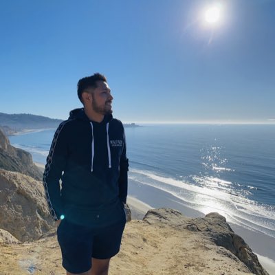 nvrogerrr's tweet photo. #NewProfilePic https://t.co/Mp5HYtlaXD