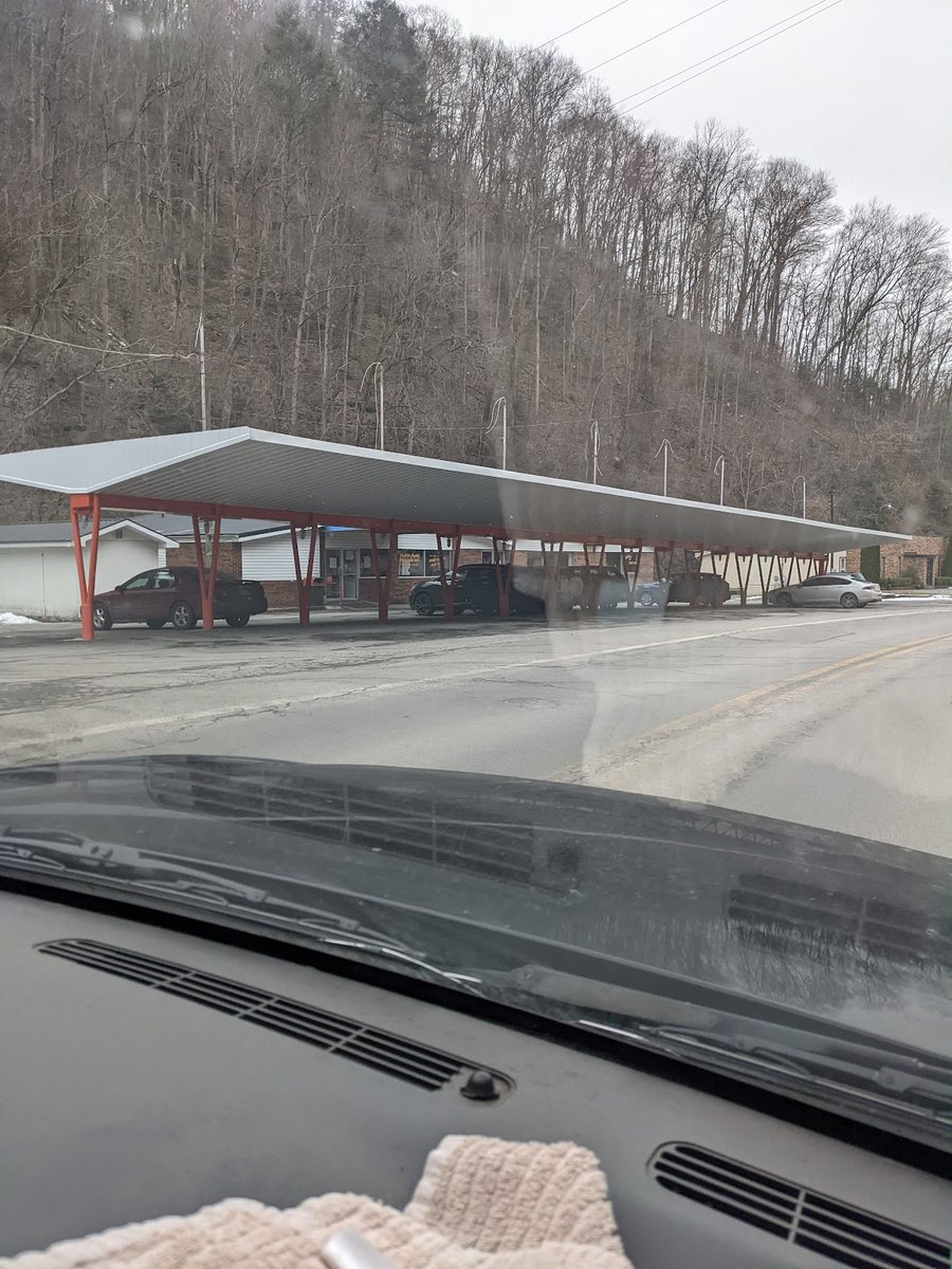 New town every hour on Twitter "Welch, West Virginia Population 2,117