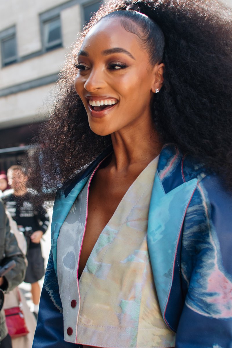 LondonFashionWk: RT Community and joy on the streets of London, during #LFW from guests of the designer community.