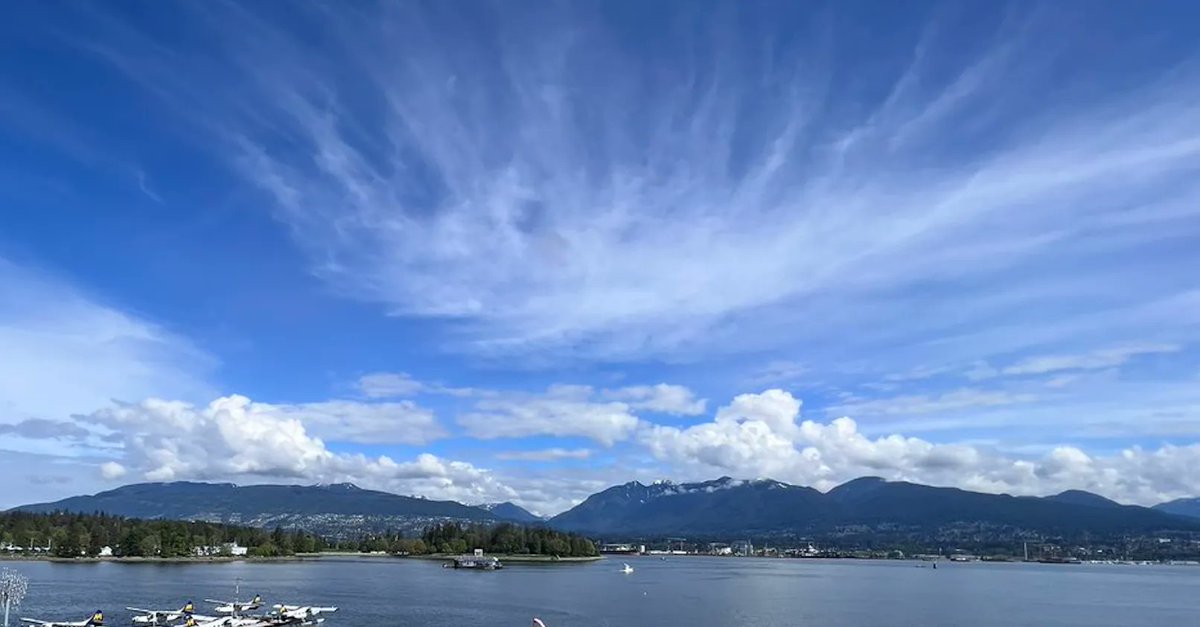nginx's tweet photo. The NGINX crew just touched down in Vancouver for #OSSummit and we're excited to chat with our #opensource community.

If we don't catch you at the lightning talks today, swing by Booth S7 tomorrow to say👋  We've got some fun giveaways. https://t.co/wRyTMx15z8