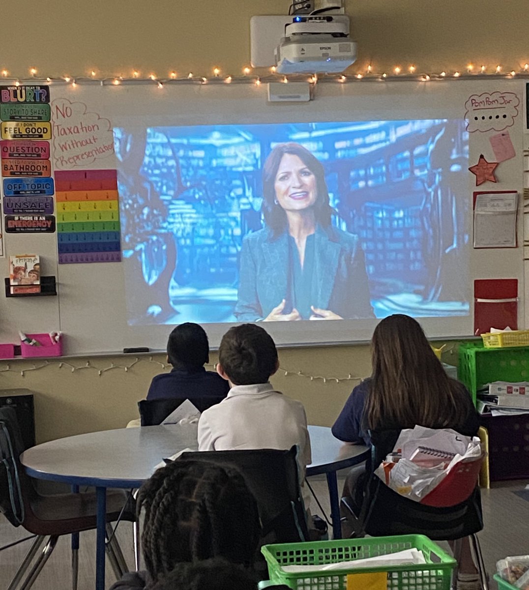 michelleb133's tweet image. A little #BetweenThePages with @AlaneAdamsBooks books today!