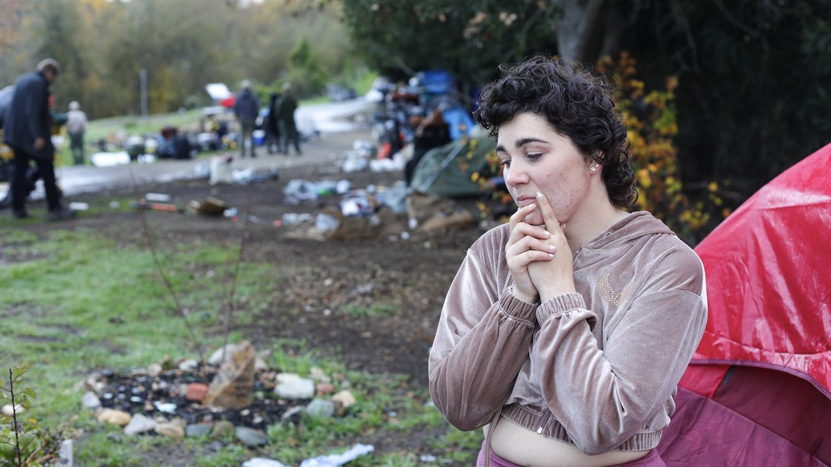 We first met Ashlynn in January 2022, she was being evicted from a homeless encampment near San Luis Creek. A year later she was in even an more desperate situation. sanluisobispo.com/news/health-an…