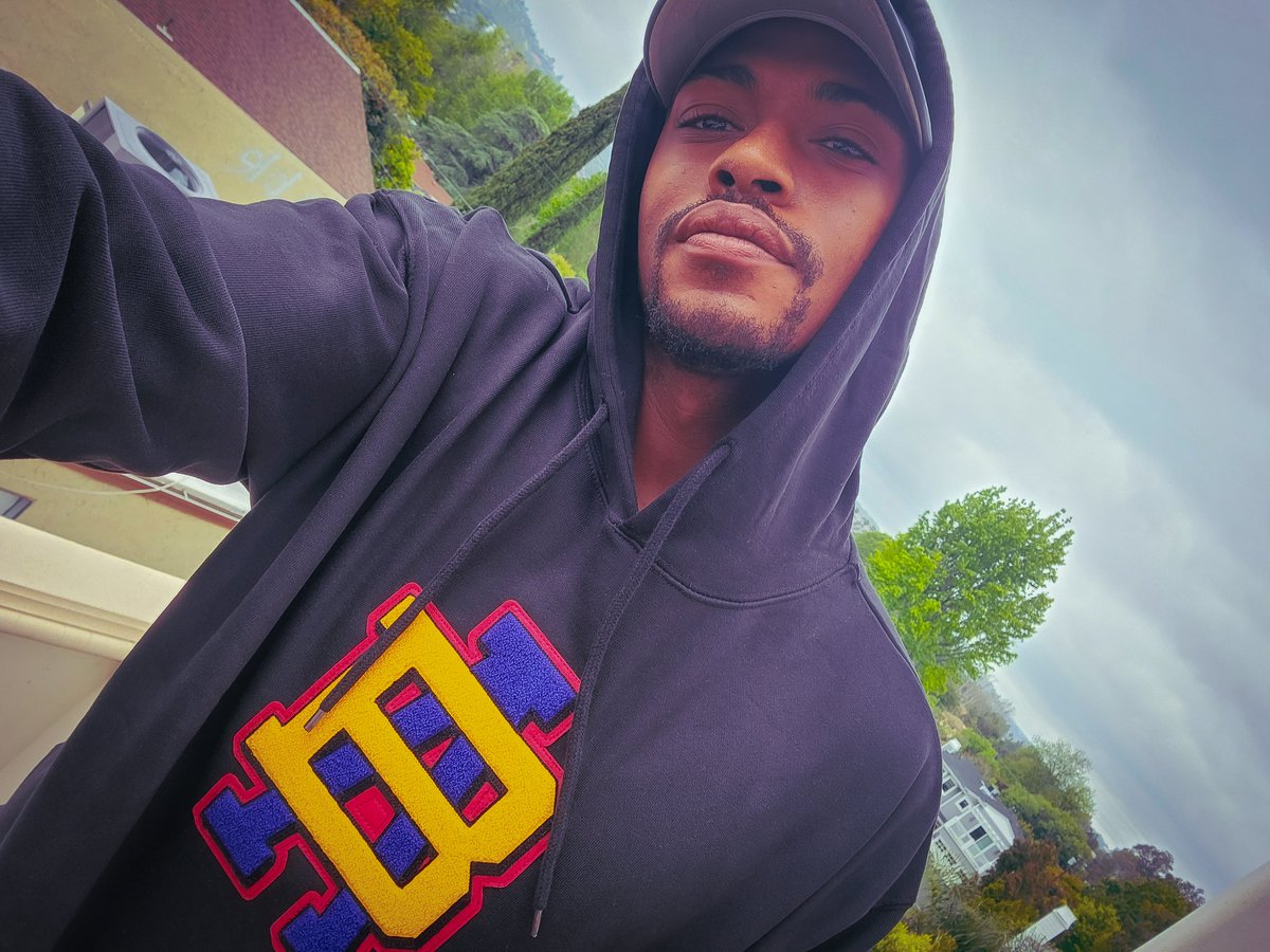justin_cornwell's tweet photo. #belair #belairathletics #lamarcus
😘 https://t.co/jD4ZAOwa0k