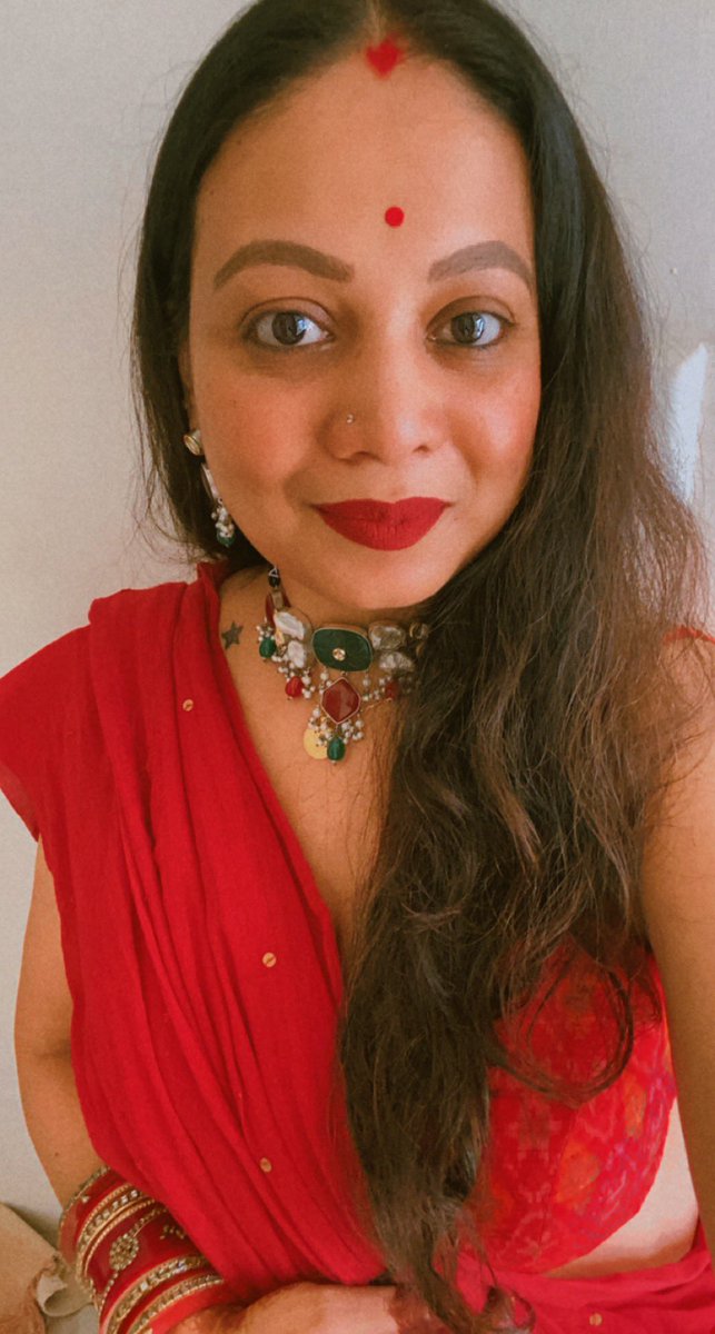hetalswami's tweet photo. #DropSomethingRed from your gallery 🤔❤️ https://t.co/m8uC9zh9WY