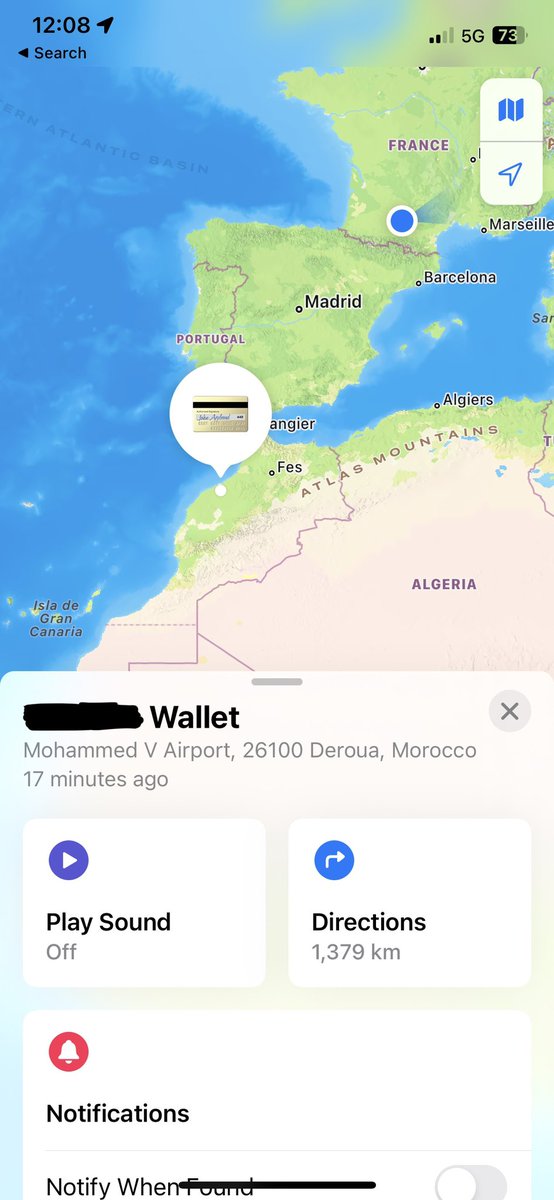 ActionnaireFi's tweet photo. On décolle on arrive à Toulouse et je regarde mon AirTag ( de base il est dans mes papiers d’où le Wallet )

Et voilà une belle surprise 😂

Étonnant dit donc ! https://t.co/alGA8ECqZY