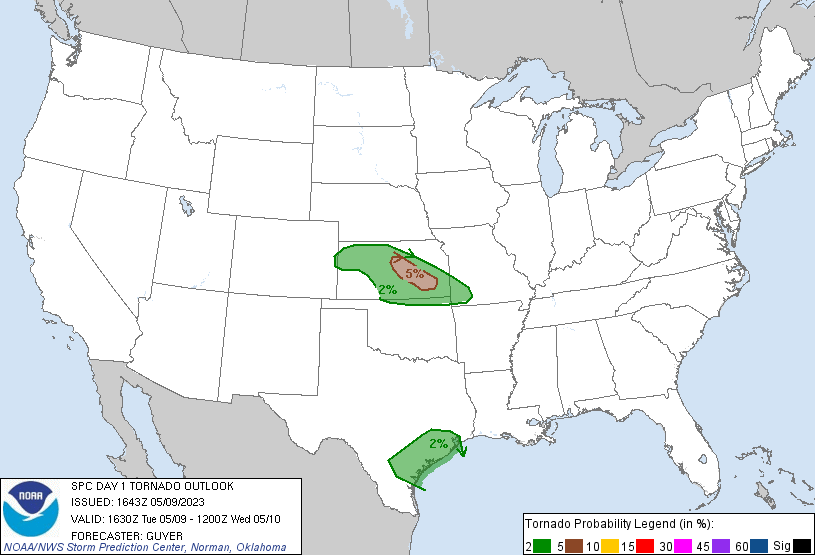 LimWeather's tweet photo. D1 Convective Outlook
#EnhancedRisk in C, E #Kansas state esp #Salina, #EmporiaKS, #NewtonKS, #JunctionCity, #ElDoradoKS, #Chanute, #Hutchinson cities due to 30% SIG #Hail, 30% SIG Damaging #Wind and 5% #Tornado risks
#USwx #wxtwitter #KSwx #SevereWX #SPC #TornadoAlley https://t.co/B3igDuxm5c
