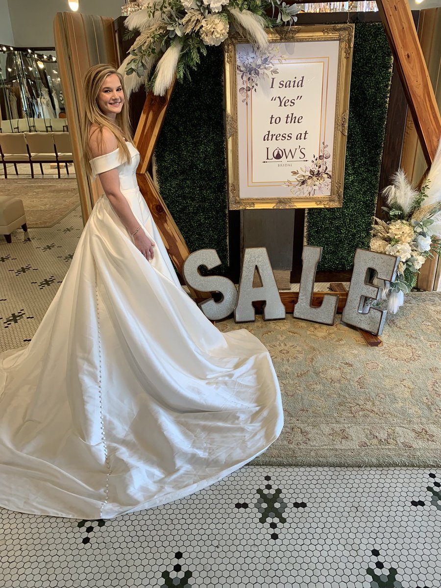 LOWSBRIDAL1's tweet photo. Low’s Bridal Semi-Annual sale is back! June 16th-August 5th we will have beautiful designer gowns marked down to half price! Call us at 870-734-3244 or go online to https://t.co/lEKv0pdr8e to book an appointment today! https://t.co/iHv4m6Waip