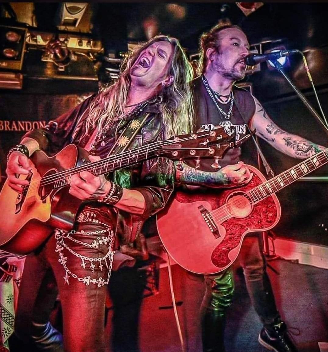 HoekstraMagic's tweet photo. Coming up next, this Friday and Saturday, May 12 &amp; 13 Hoekstra/Gibbs will rock Geneseo, NY at the Riveria theater!!! This show is SOLD OUT! Lucky people attending are in for a treat. Joel and Brandon put on an amazing show. Have a great time!  😎🤘🎸
📸 credit to the owner https://t.co/DJ4MkihVdI