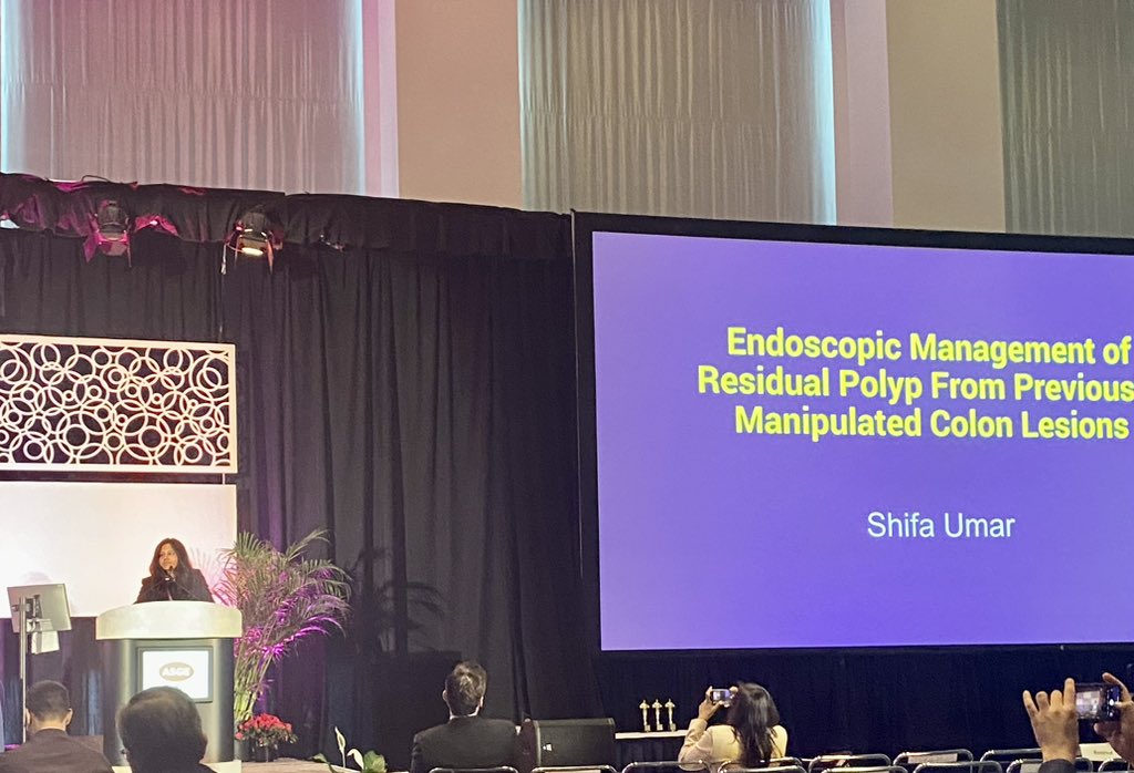 What an incredible talk by @shifaumarMD on the management of scarred colon polyps at #DDW2023!! I can only hope to follow in your footsteps one day!! ⭐️ @DDWMeeting   #WomenInGI