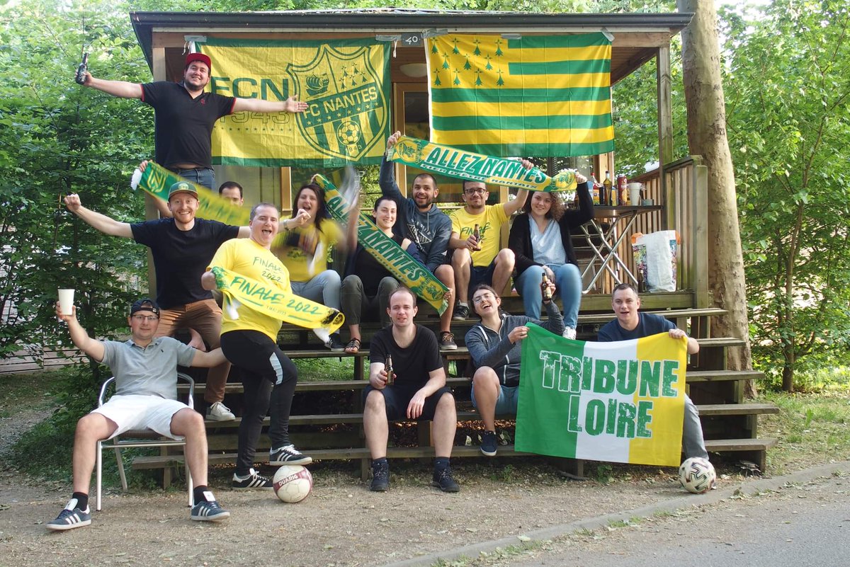 br44fcn's tweet image. Et surtout ces moments avec les copains !!! 💛💚

@EspritCanari02
#ECOnTour