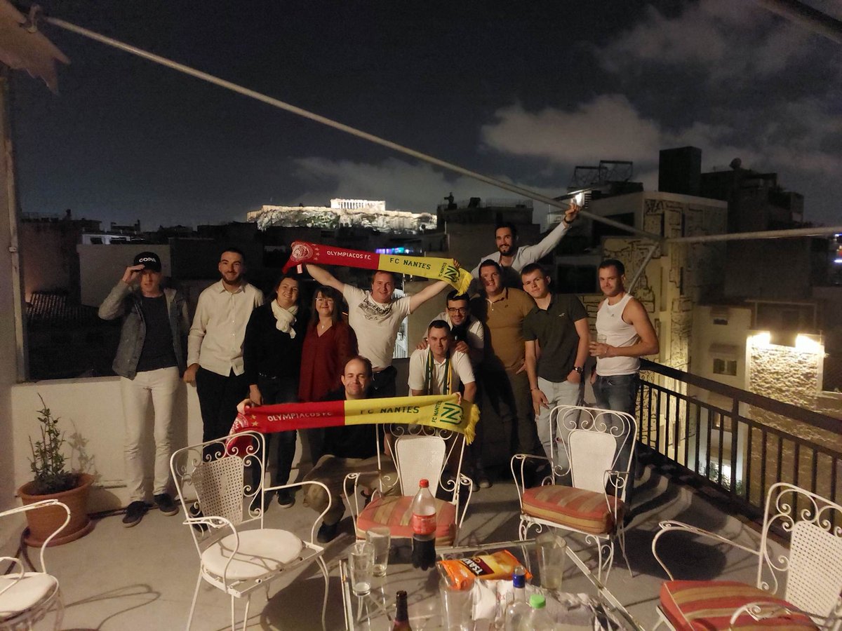 br44fcn's tweet image. Et surtout ces moments avec les copains !!! 💛💚

@EspritCanari02
#ECOnTour