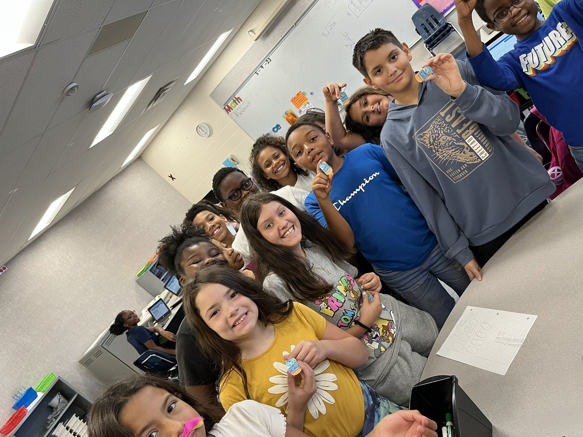 mskelly432's tweet photo. And let’s not forget, our 4th Graders also are Top Flyers for the month of April!! 🎉 @HCPS_Frost @HCPSElemMath1 @CurriculumAssoc https://t.co/x9NObNzMin
